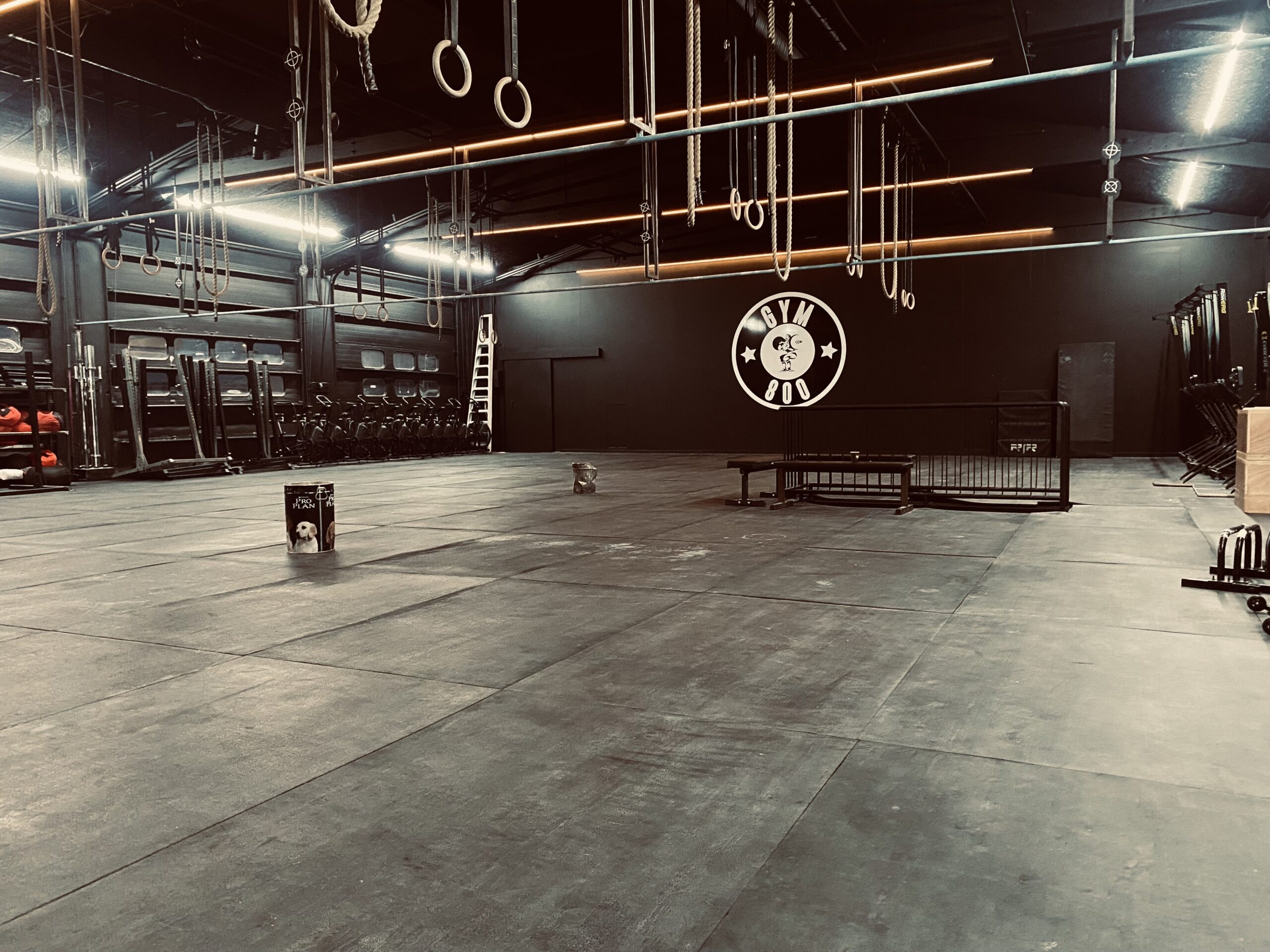 Gym800 – stóri salurinn og hópatímar